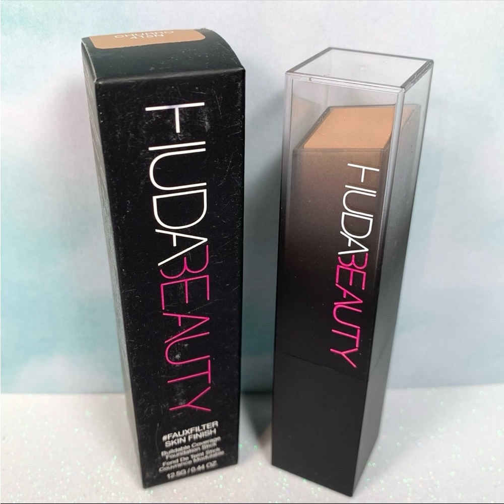 Huda Beauty Foundation Stick Churro 415N BNIB
